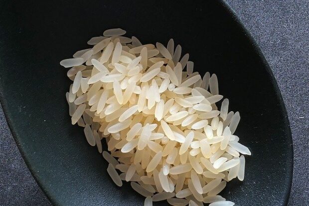 Kavanozda pirinç nasıl saklanır?