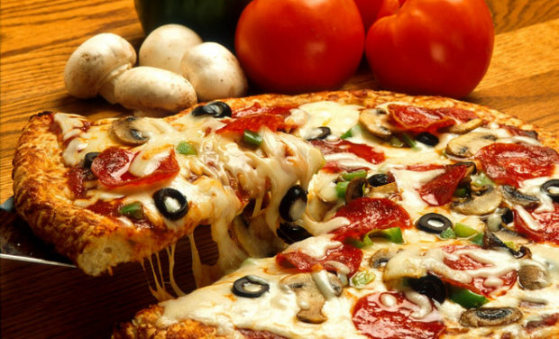 Pizza Hamuru Nasıl Yapılır? Evde Pizza Yapımı EvHayat