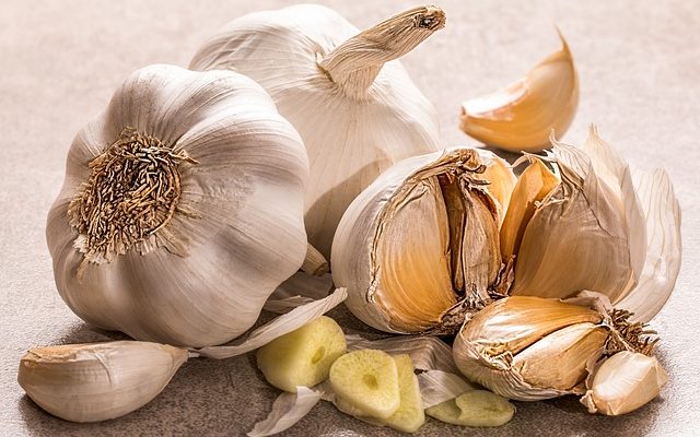 Sarımsağın Suyu Nasıl Çıkarılır?