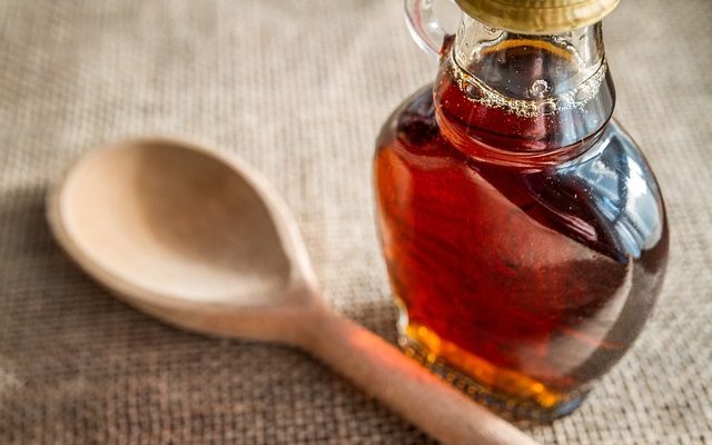 Akçaağaç Şurubu Nedir? Nasıl Kullanılır?