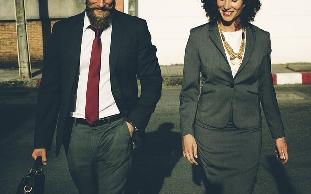 Ceket Ütüsü Nasıl Yapılır? – Ceket Nasıl Ütülenir?