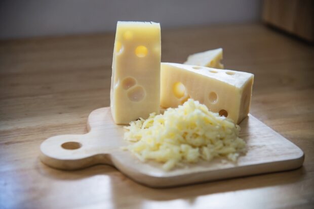 Peynirin bozulmaması için
